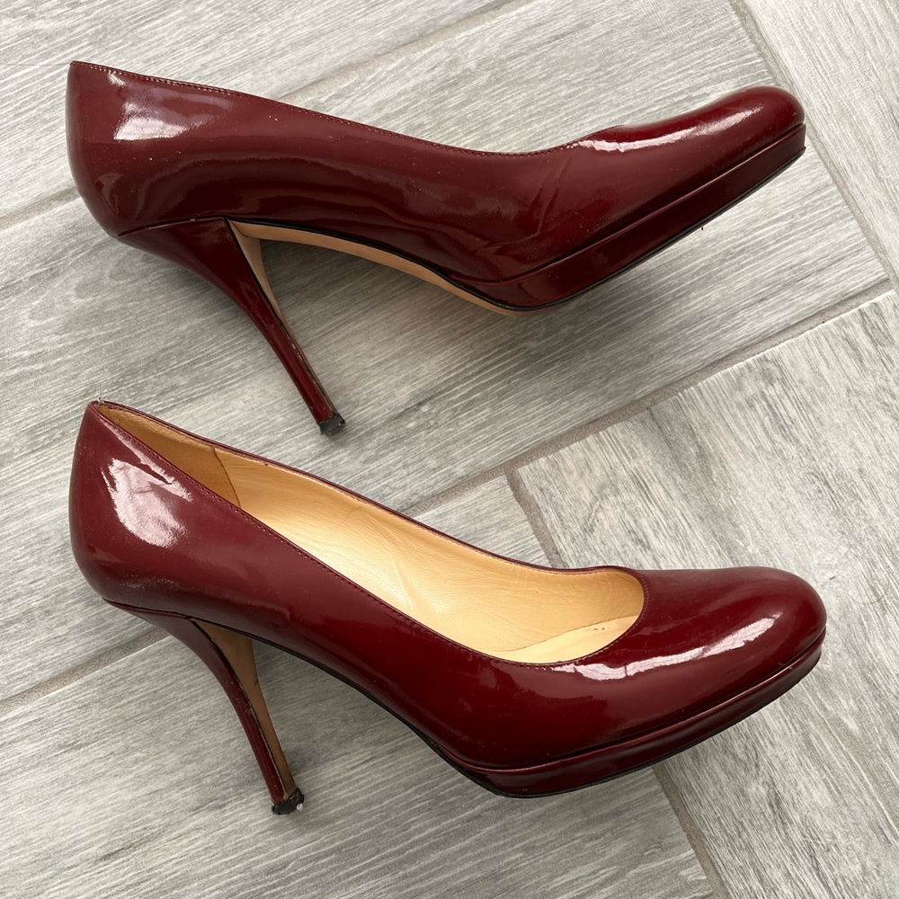 Kate Spade deep red patent leather pumps - 9.5